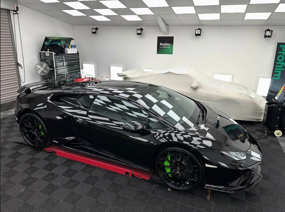 Foto 5: Unità Mobile di Detailing